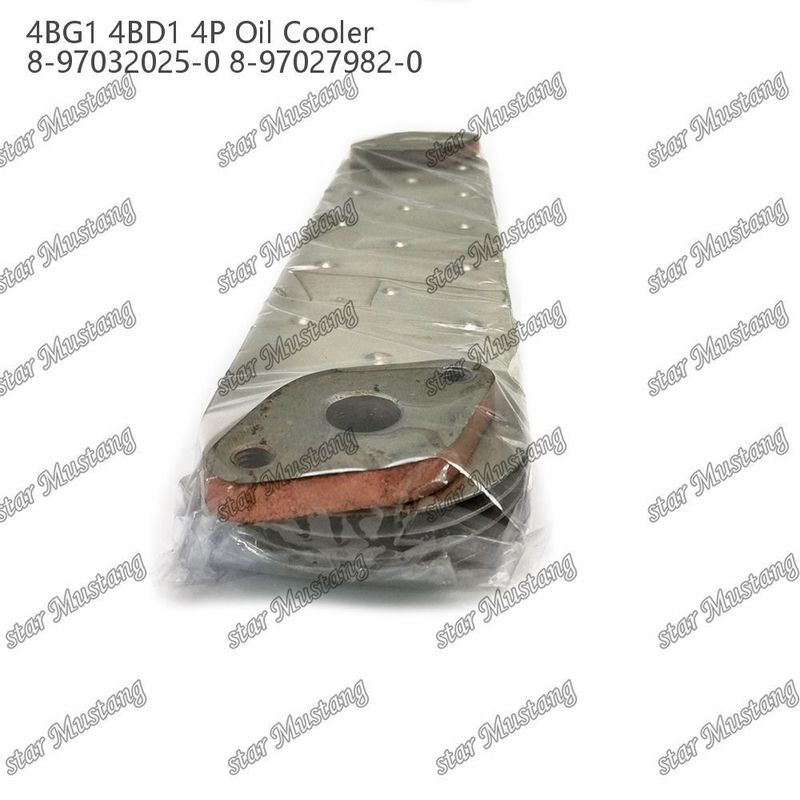 오일쿨러 4BG1 4BD1 4P 8-97032025-0 8-97027982-0 Isuzu 엔진 예비 부품